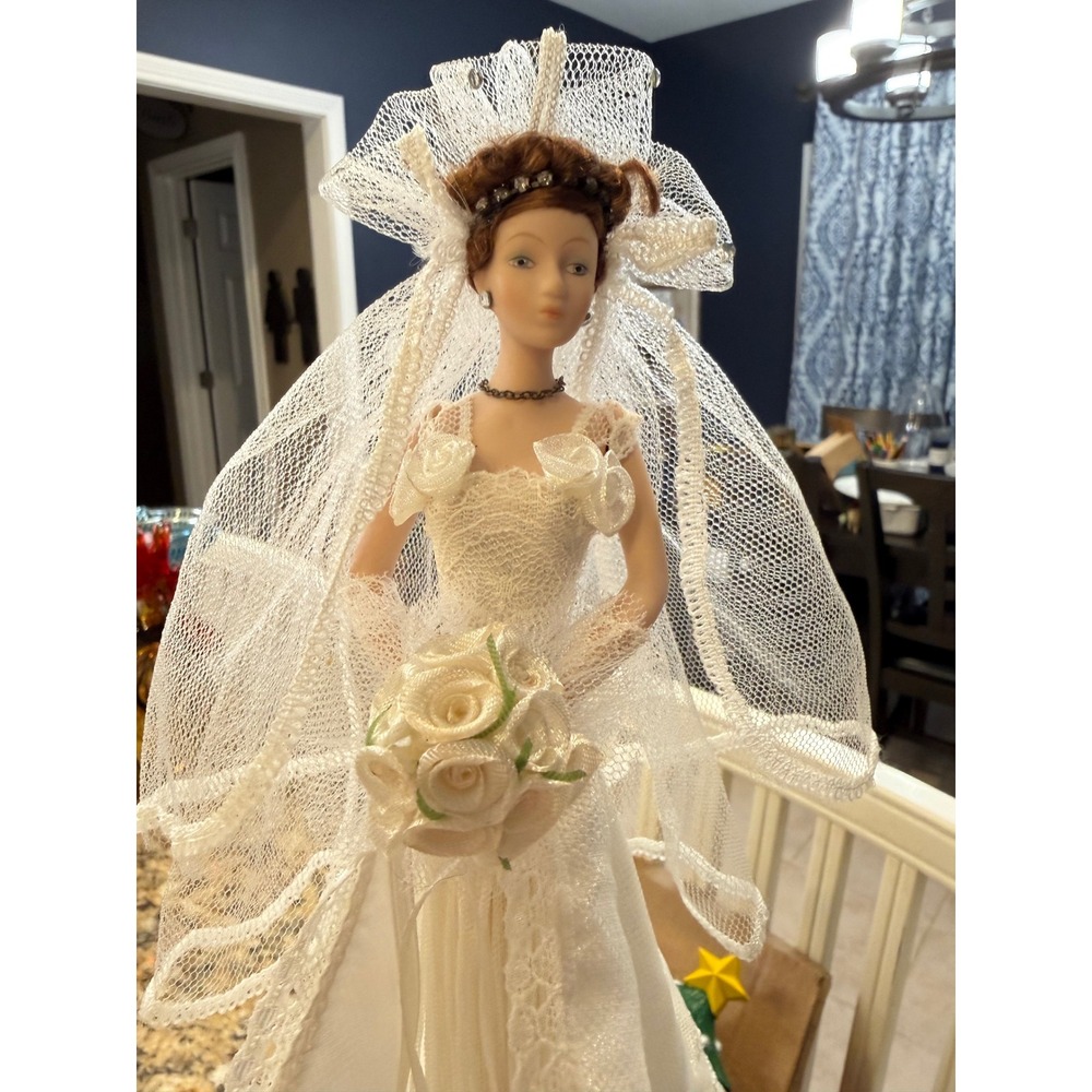 Popular Creations Bridal Tassel Doll White Lace Wedding Gown 2003 TD5015 12 inch